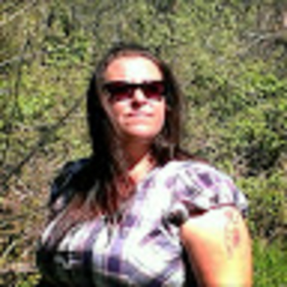 Meet your Posher, Heather - Picture 1 of 1